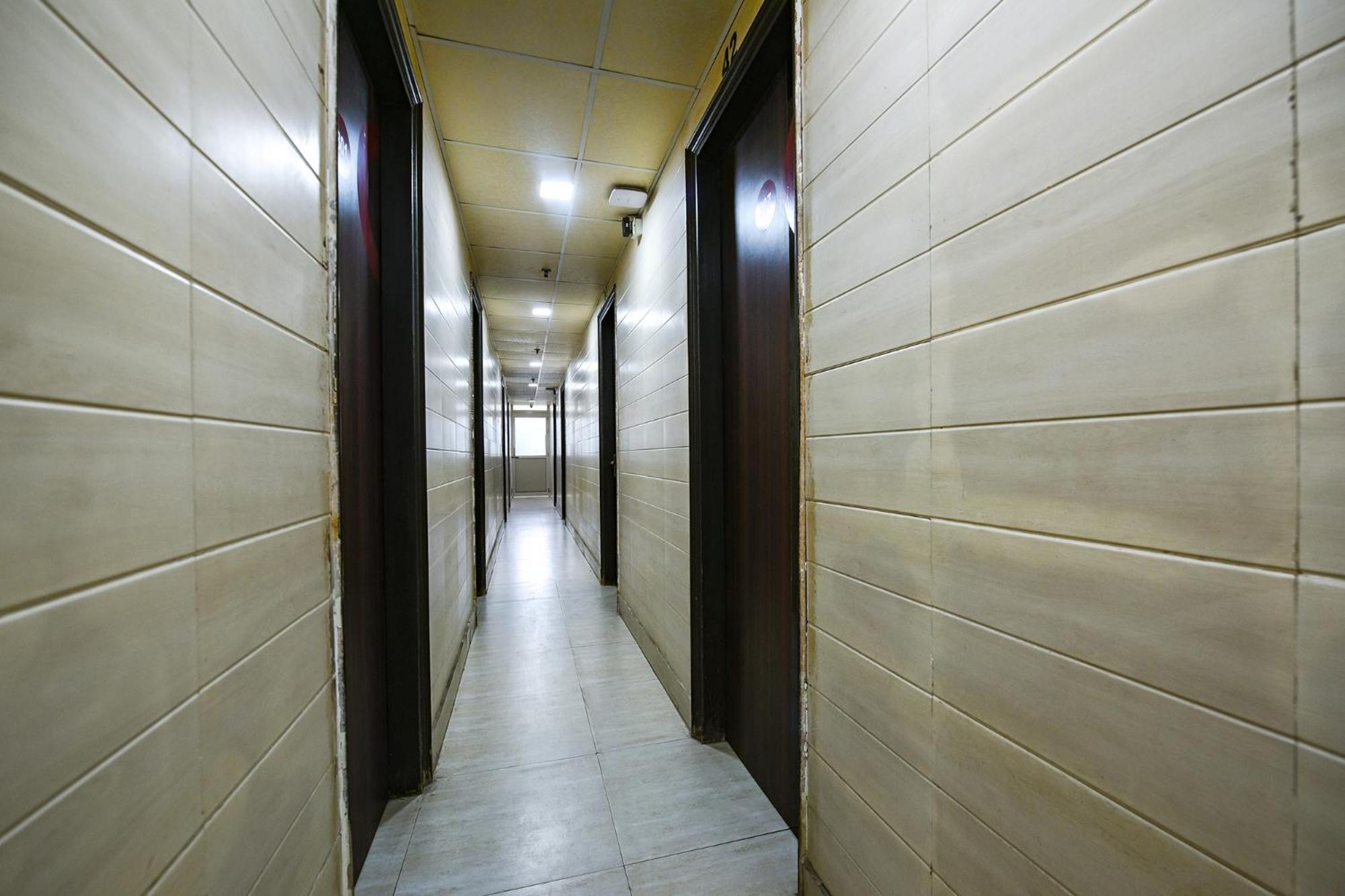 Fabhotel Model Town New Delhi Exterior foto